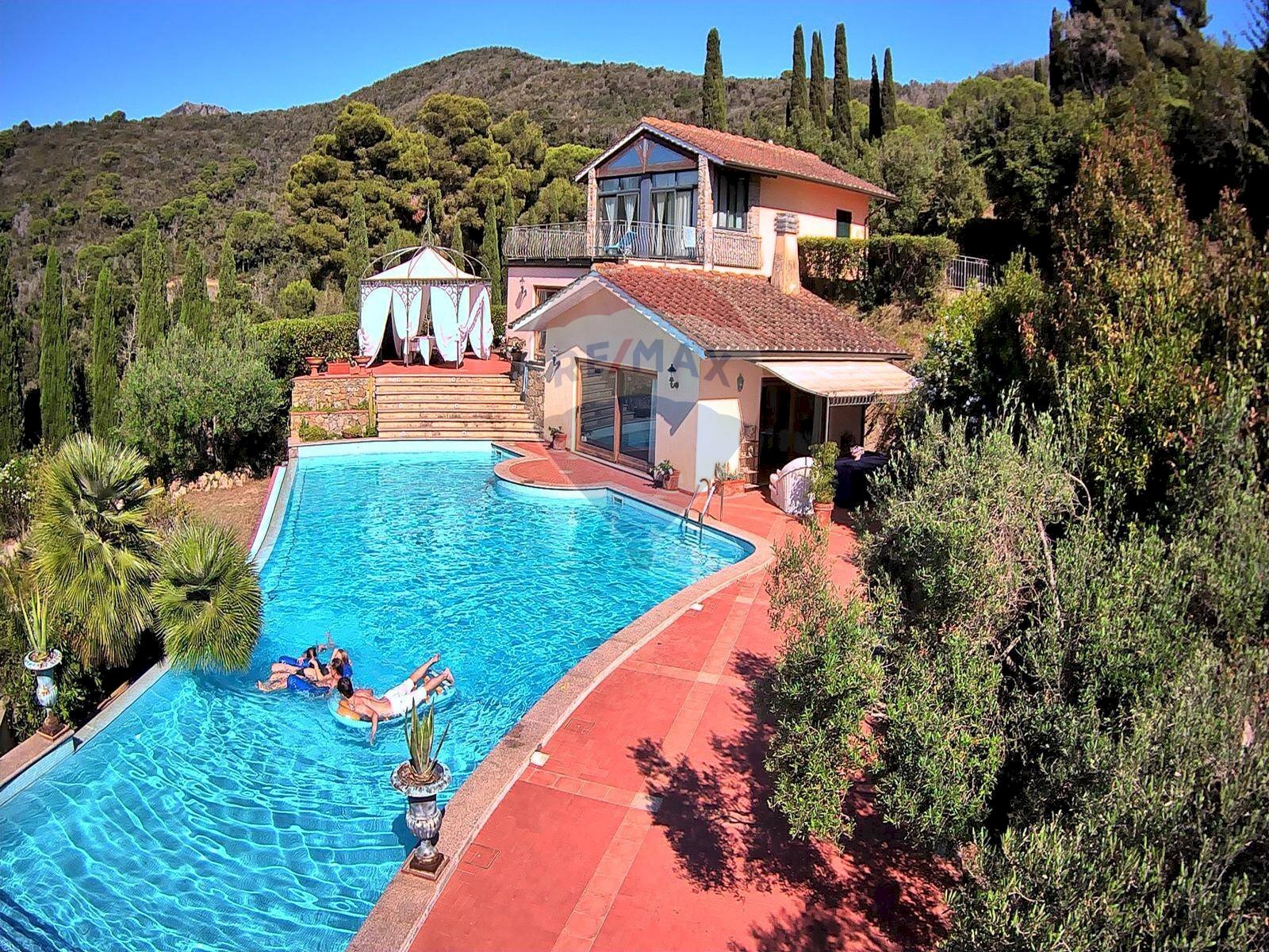 Piscina - Villa Portoferraio - foto 1