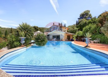 Piscina - Villa Portoferraio - foto 42