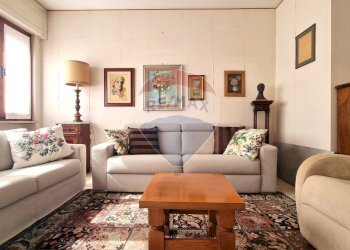 Soggiorno - Appartamento Piazza Ilio Barontini
 
31, Cecina - foto 1