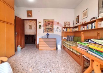 Camera / camera da letto - Appartamento Piazza Ilio Barontini
 
31, Cecina - foto 16