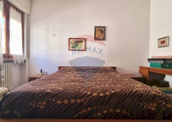 Camera / camera da letto - Appartamento Piazza Ilio Barontini
 
31, Cecina - foto 37