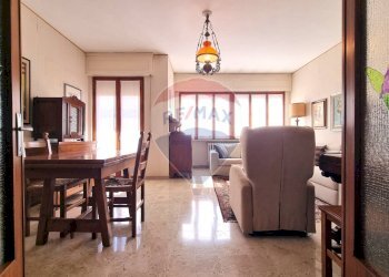 Sala da pranzo - Appartamento Piazza Ilio Barontini
 
31, Cecina - foto 55