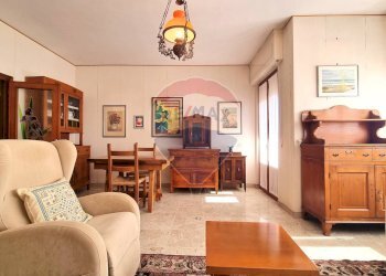 Sala da pranzo - Appartamento Piazza Ilio Barontini
 
31, Cecina - foto 63