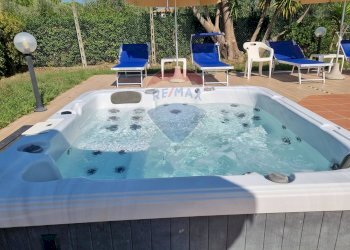 Piscina - Agriturismo Cecina - foto 18