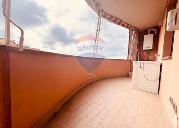 Balcone - Trilocale Cecina - foto 1