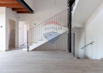 Scale - Terraced Villa Via Pirandello
 
27, Brescello - photo 13