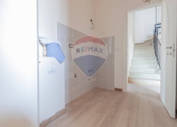 Hall / corridoio - Terraced Villa Via Pirandello
 
27, Brescello - photo 18