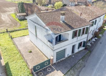 Casa all\'aperto - Casa semi indipendente Via Pomara
 
28, Gazzuolo - foto 1