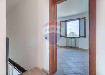 Hall / corridoio - Casa semi indipendente Via Pomara
 
28, Gazzuolo - foto 29