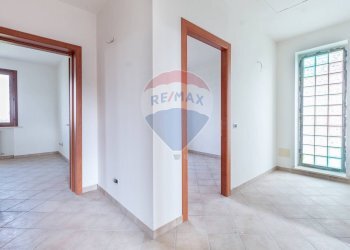 Hall / corridoio - Casa semi indipendente Via Pomara
 
28, Gazzuolo - foto 35