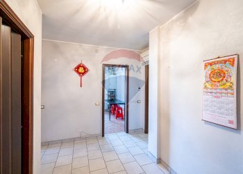 Hall / corridoio - Quadrilocale Via Nobis
 
21, Viadana - foto 4