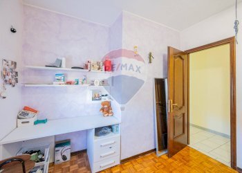 Camera / camera da letto - Quadrilocale Via Nobis
 
21, Viadana - foto 16