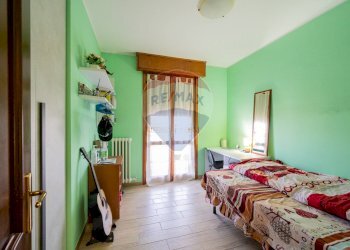 Camera / camera da letto - Quadrilocale Via Nobis
 
21, Viadana - foto 17