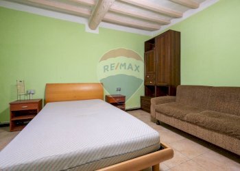 Camera / camera da letto - Casa semi indipendente Via Araldi
 
1, Casalmaggiore - foto 11