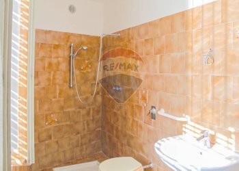 Bagno - Casa semi indipendente Via Araldi
 
1, Casalmaggiore - foto 18