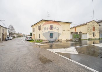 Casa all\'aperto - Casa semi indipendente Via Araldi
 
1, Casalmaggiore - foto 36