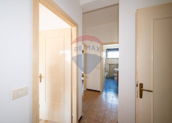 Hall / corridoio - Appartamento VIA PIAVE
 
99, Viadana - foto 46