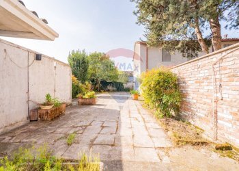 Terrazza - Appartamento VIA PIAVE
 
99, Viadana - foto 101