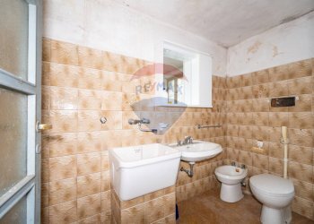 Bagno - Casa semi indipendente VIA ROMA
 
38, San Martino del Lago - foto 8