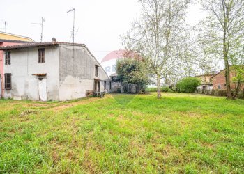 Casa all\'aperto - Casa semi indipendente VIA ROMA
 
38, San Martino del Lago - foto 15