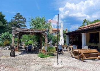 Casa all\'aperto - Commercial Premises TERNOVA
 
16, Duino-Aurisina - photo 2