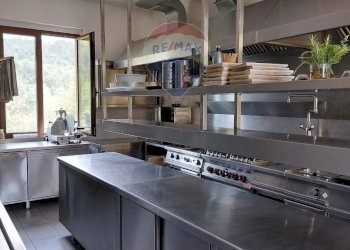 Cucina - Commercial Premises TERNOVA
 
16, Duino-Aurisina - photo 25