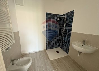 Bagno - Trilocale via Costa Lunga
 
1/4, Trieste - foto 14