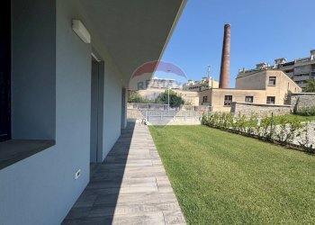 Terrazza - Trilocale via Costa Lunga
 
1/4, Trieste - foto 1