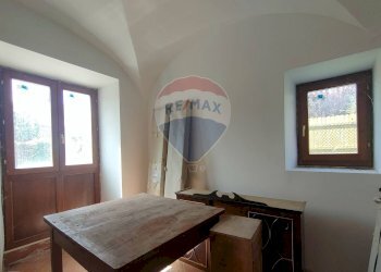 Camera - Casa indipendente San Demetrio ne' Vestini - foto 11