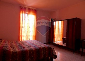 Camera / camera da letto - Semi-detached house via Corsi
 
6, Roccamontepiano - photo 11