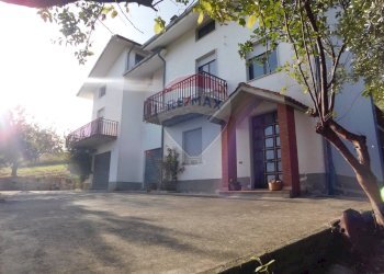 Casa all\'aperto - Casa indipendente VIA SANT'ANGELO
 
28, Roccamontepiano - foto 1