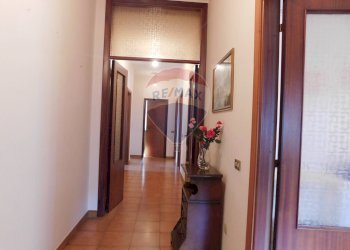 Hall / corridoio - Casa indipendente VIA SANT'ANGELO
 
28, Roccamontepiano - foto 8