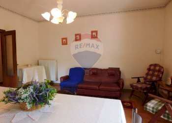 Sala da pranzo - Casa indipendente VIA SANT'ANGELO
 
28, Roccamontepiano - foto 11