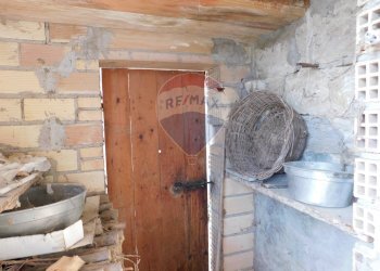 Dettagli - Casa indipendente colle Pagnotto, Pretoro - foto 19