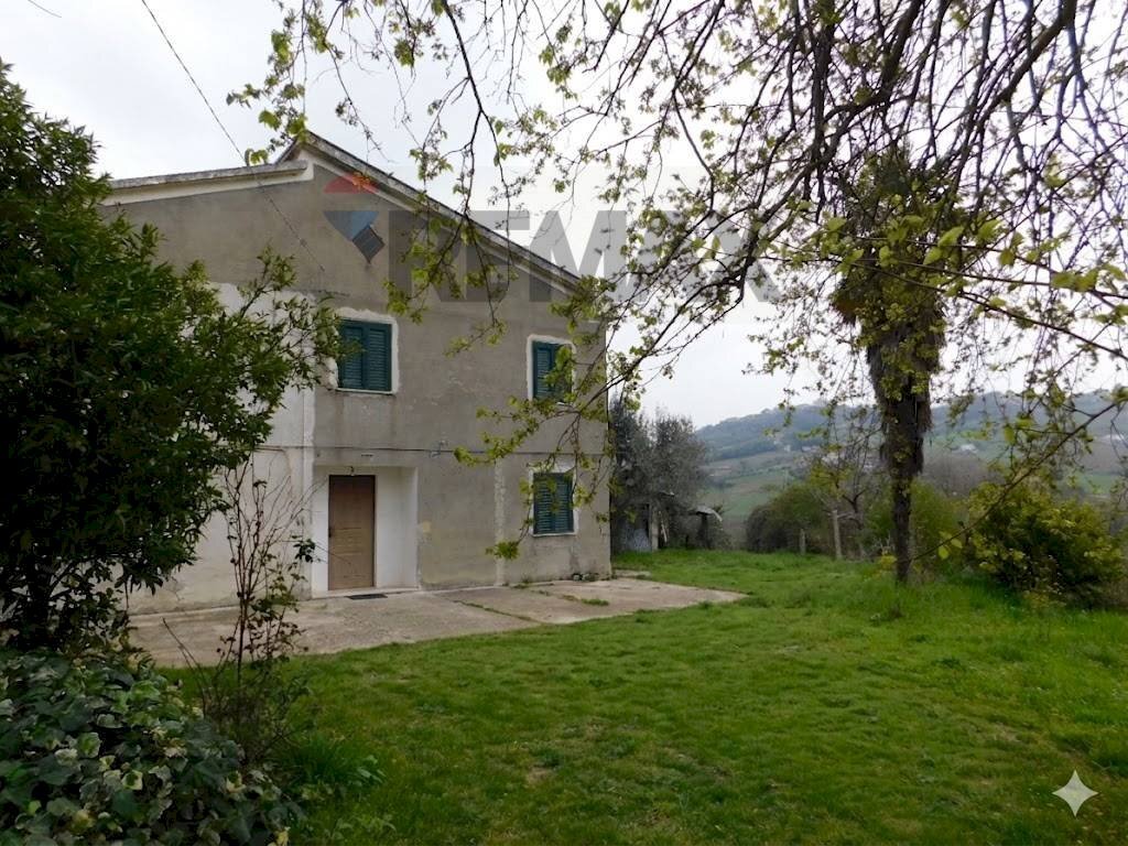 Casa all\'aperto - Casa indipendente CONTRADA CONA
 
2, Villamagna - foto 1