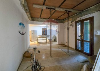 soggiorno con  angolo cottura - Casa indipendente CONTRADA CONA
 
2, Villamagna - foto 16