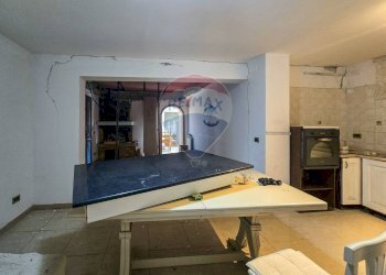 soggiorno con  angolo cottura - Casa indipendente CONTRADA CONA
 
2, Villamagna - foto 19