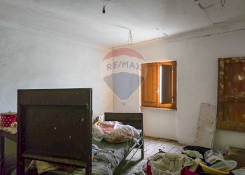 rudere: piano superiore - Casa indipendente CONTRADA CONA
 
2, Villamagna - foto 82
