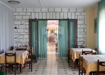 Sala da pranzo - Hotel VIA MADONNA DELLA MAZZA
9, Pretoro - foto 15