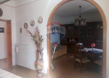 Sala da pranzo - Appartamento Contrada Fonticelle
 
25, Montenerodomo - foto 5