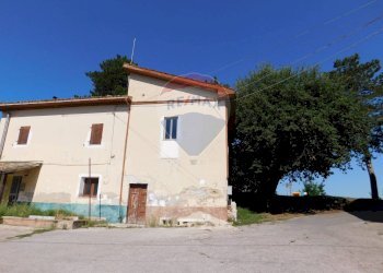 Casa all\'aperto - Casa indipendente VIA STATALE
 
27/29, Casacanditella - foto 1