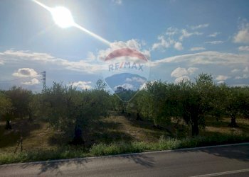 Vista delle montagne - Terreno edificabile Via Piane, Ortona - foto 15