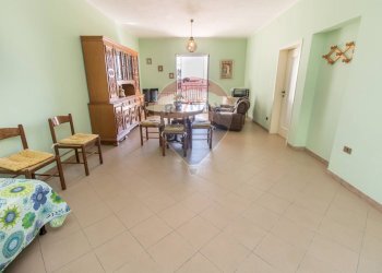 Sala da pranzo - Appartamento Via Roma
 
56, Tornareccio - foto 13