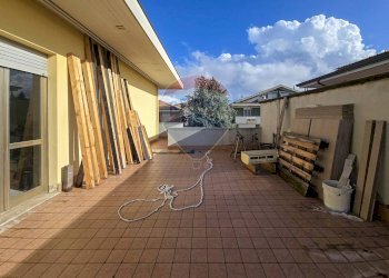 Terrazza - Casa semi indipendente VIA TAVO
 
286, Pescara - foto 37