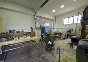 magazzino - Casa semi indipendente VIA TAVO
 
286, Pescara - foto 51