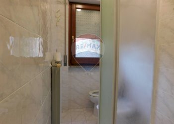 Bagno - Casa semi indipendente PIAZZA CAPPELLETTI
 
17, Rapino - foto 11