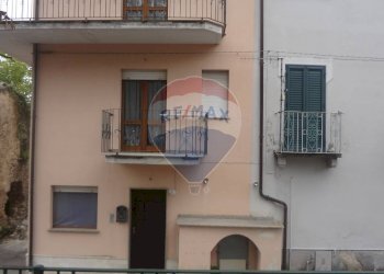 Edificio all\'aperto - Casa semi indipendente PIAZZA CAPPELLETTI
 
17, Rapino - foto 19