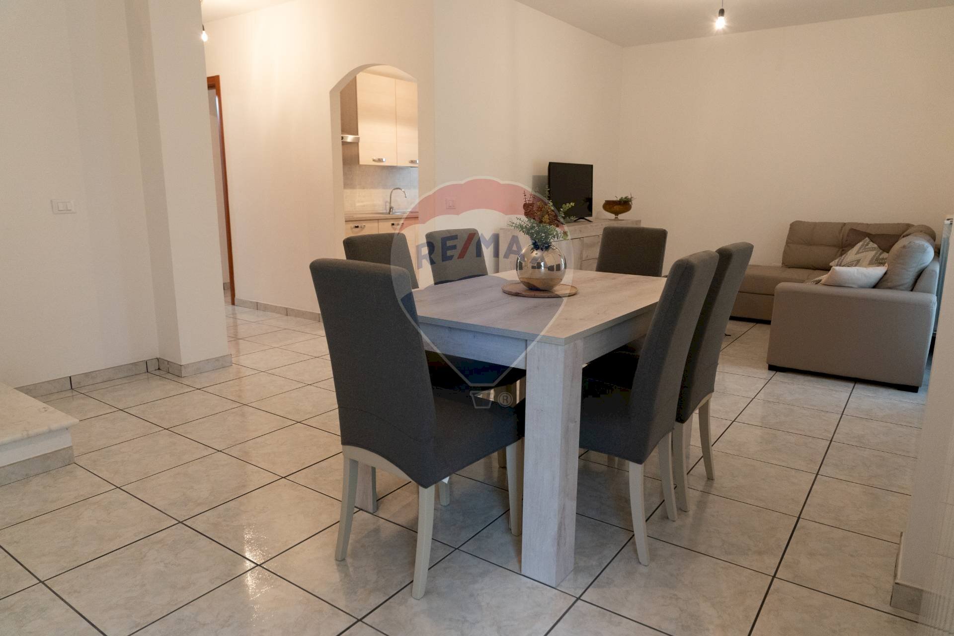 Sala da pranzo - Villa Bifamiliare COLLE PAGNOTTO
 
SNC, Fara Filiorum Petri - foto 2