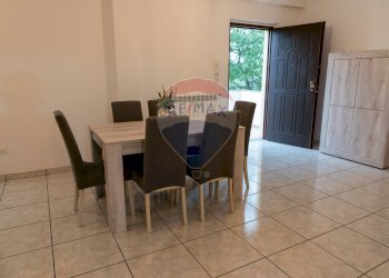 Sala da pranzo - Villa Bifamiliare COLLE PAGNOTTO
 
SNC, Fara Filiorum Petri - foto 8