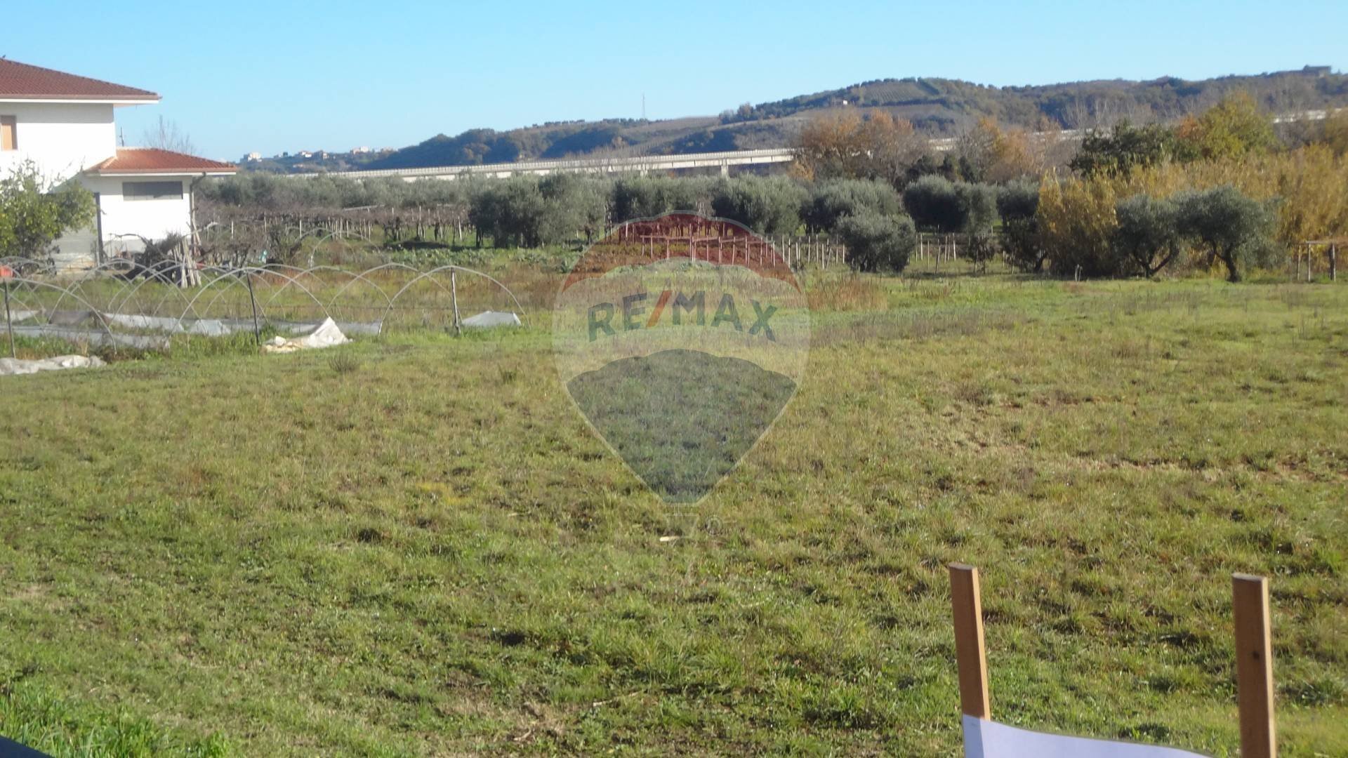 Vista delle montagne - Terreno edificabile CONTRADA CERRETO
 
332, Miglianico - foto 2